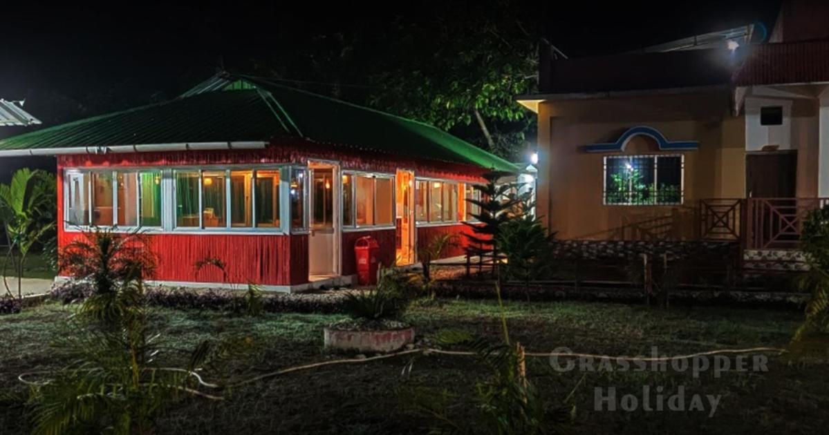 Grasshopper Jungle Queen Resort Chalsa Exterior photo